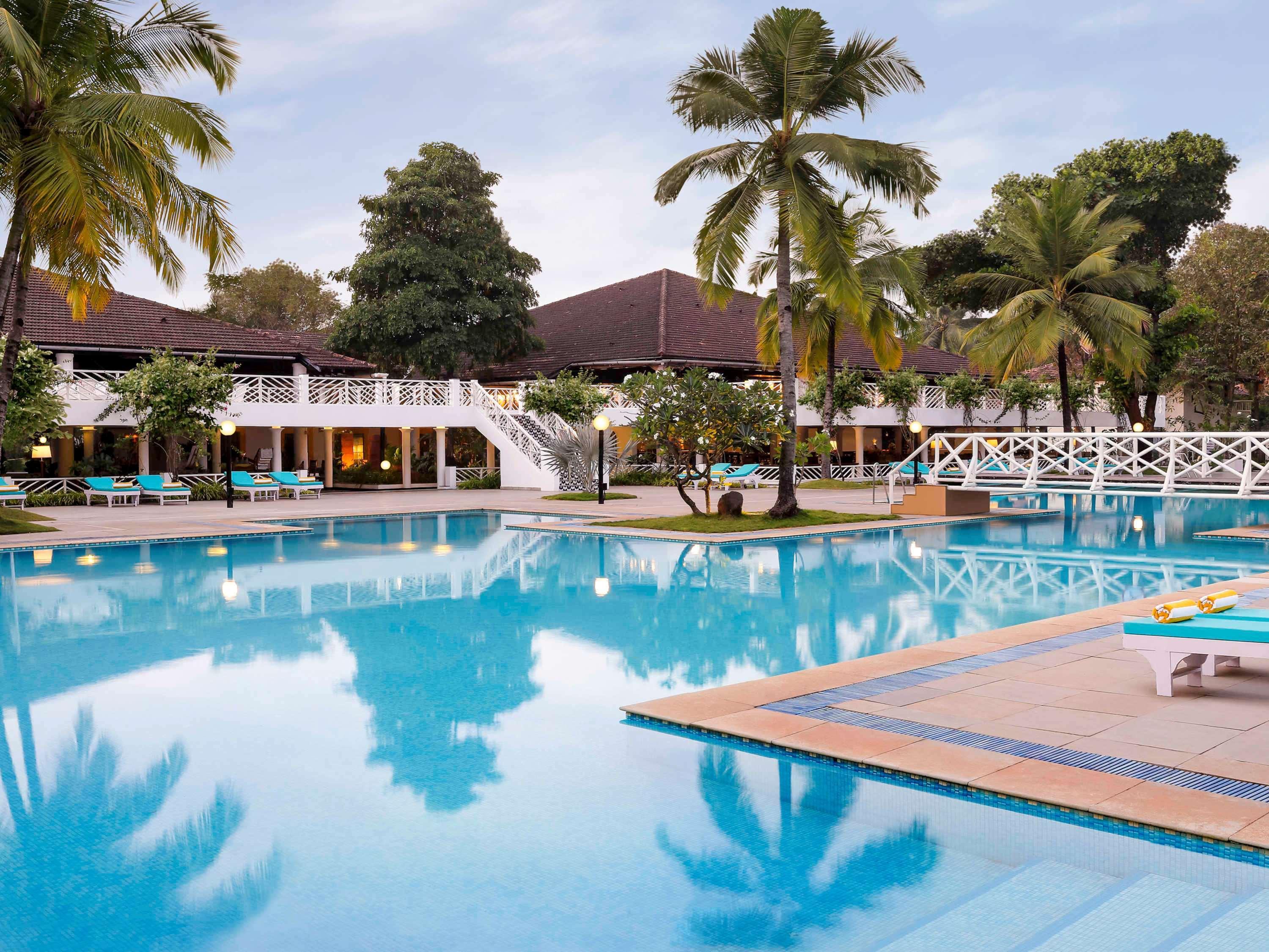 Novotel Goa Dona Sylvia Resort Cavelossim Exterior foto