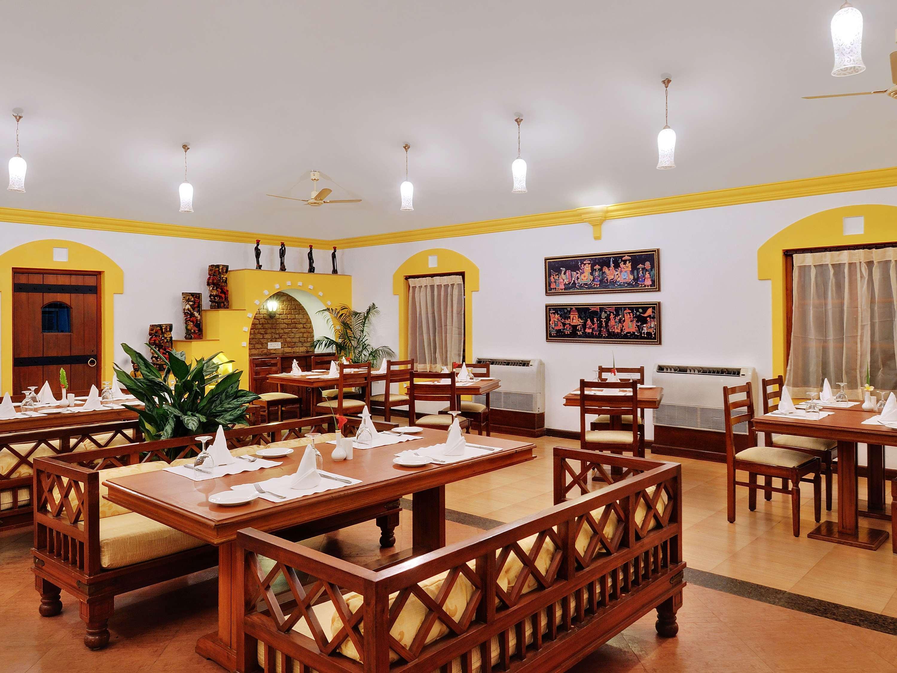 Novotel Goa Dona Sylvia Resort Cavelossim Exterior foto