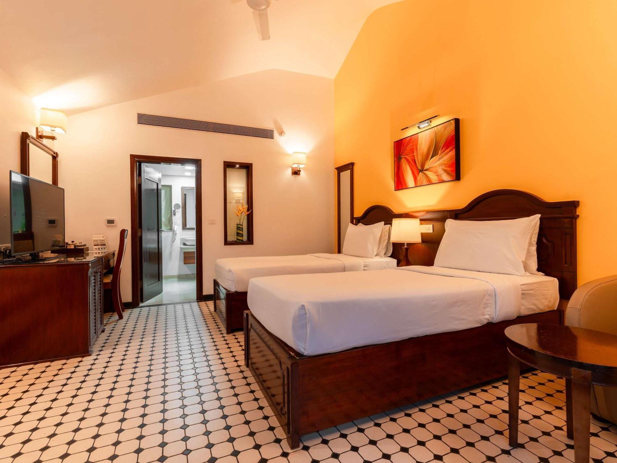 Novotel Goa Dona Sylvia Resort Cavelossim Exterior foto