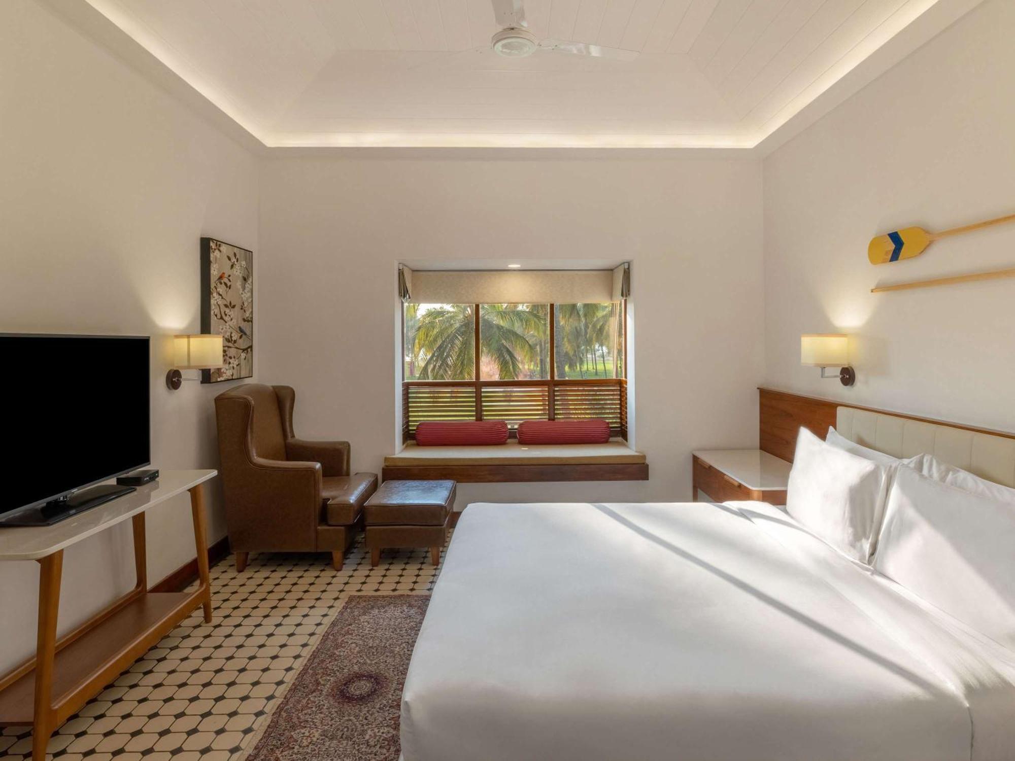 Novotel Goa Dona Sylvia Resort Cavelossim Exterior foto