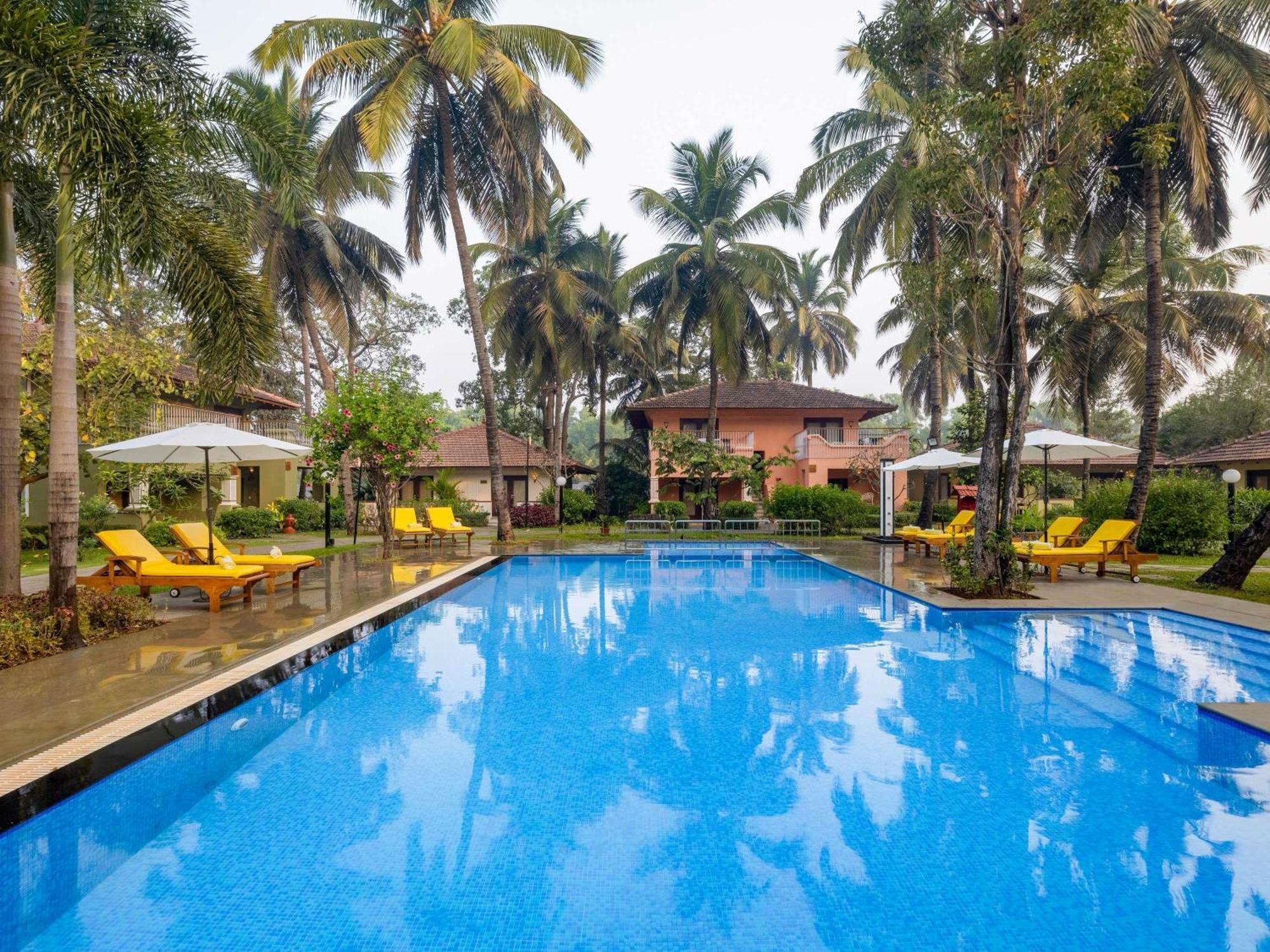 Novotel Goa Dona Sylvia Resort Cavelossim Exterior foto