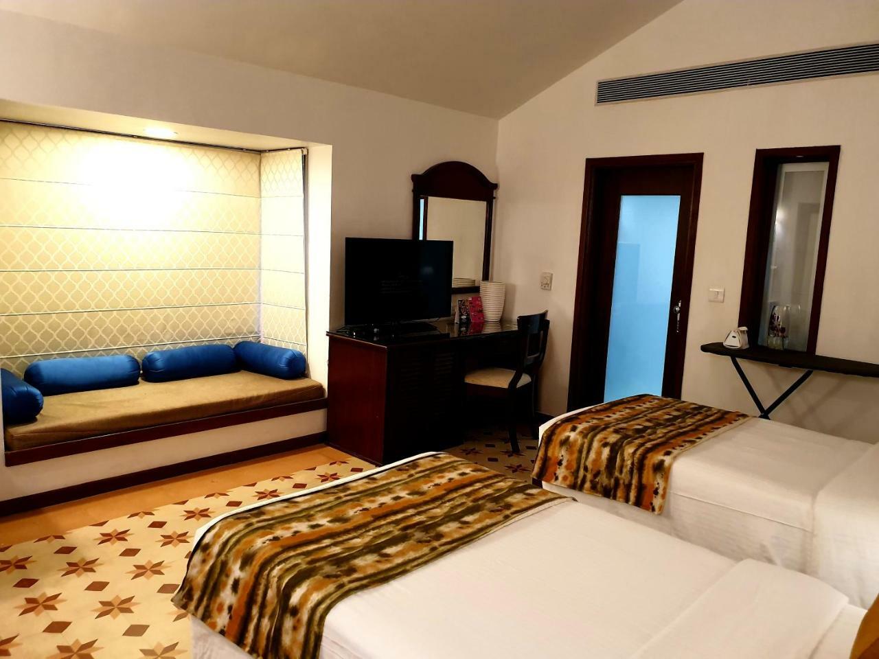 Novotel Goa Dona Sylvia Resort Cavelossim Exterior foto